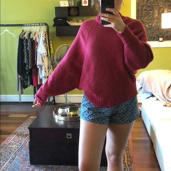 Urban Outfitters Raspberry Sweater - Picture 4 of 4